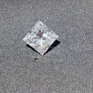 IGI Certified 2.88ct Princess Cut Lab Diamond